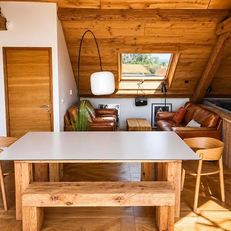 A Avec Piscine Privee Apartment Annecy