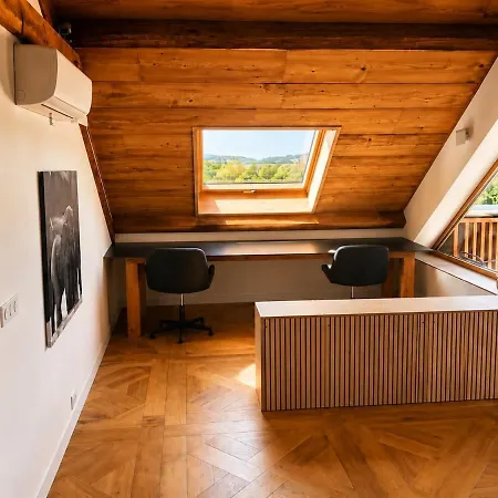 A Avec Piscine Privee Apartment Annecy